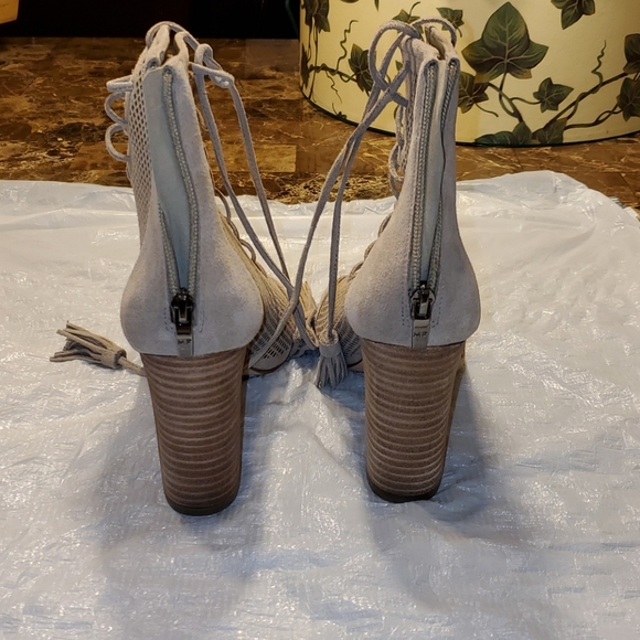 Marc Fisher Booties Size 9 - Picture 3 of 9